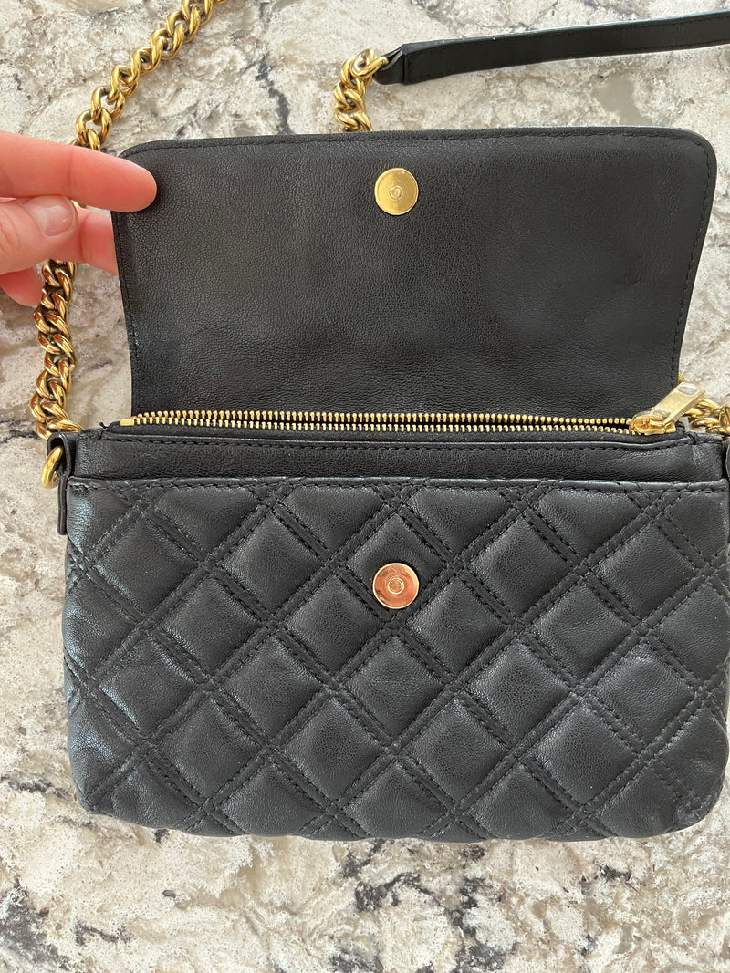 Pre owned Marc Jacobs quilted leather cross body bag